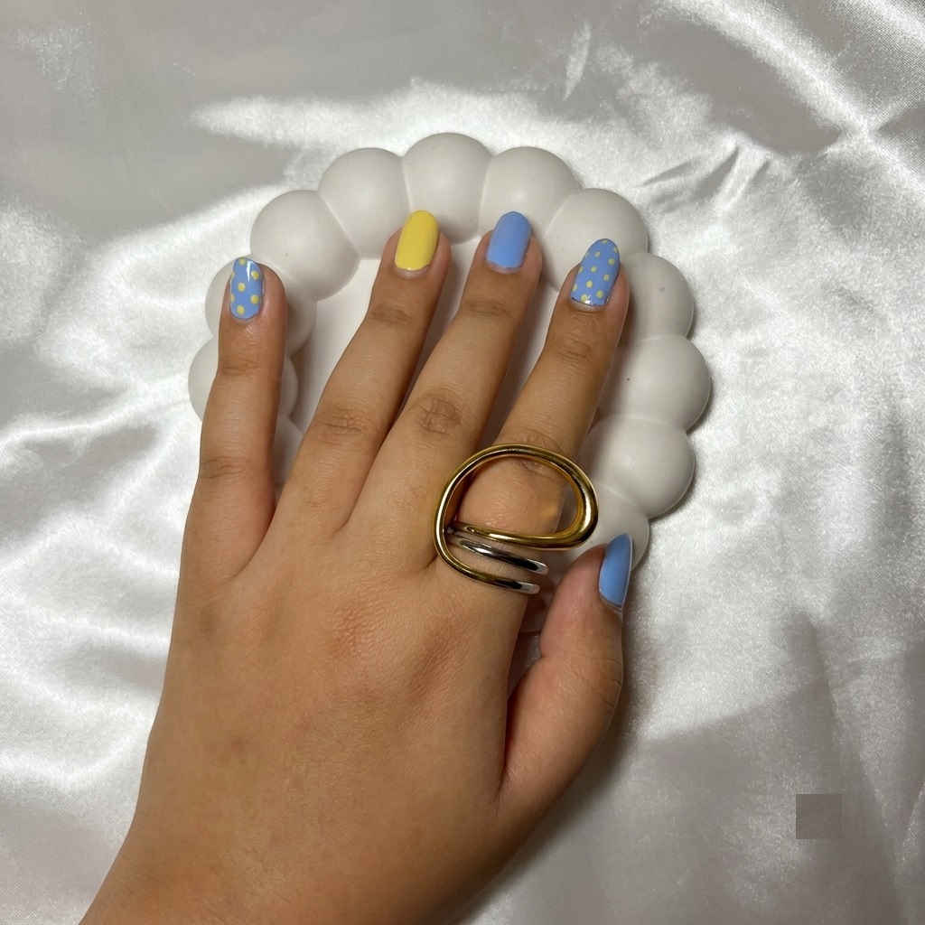 Velora ring