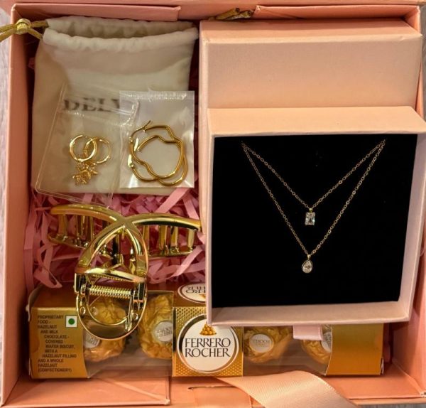 The Luxe Gift Box